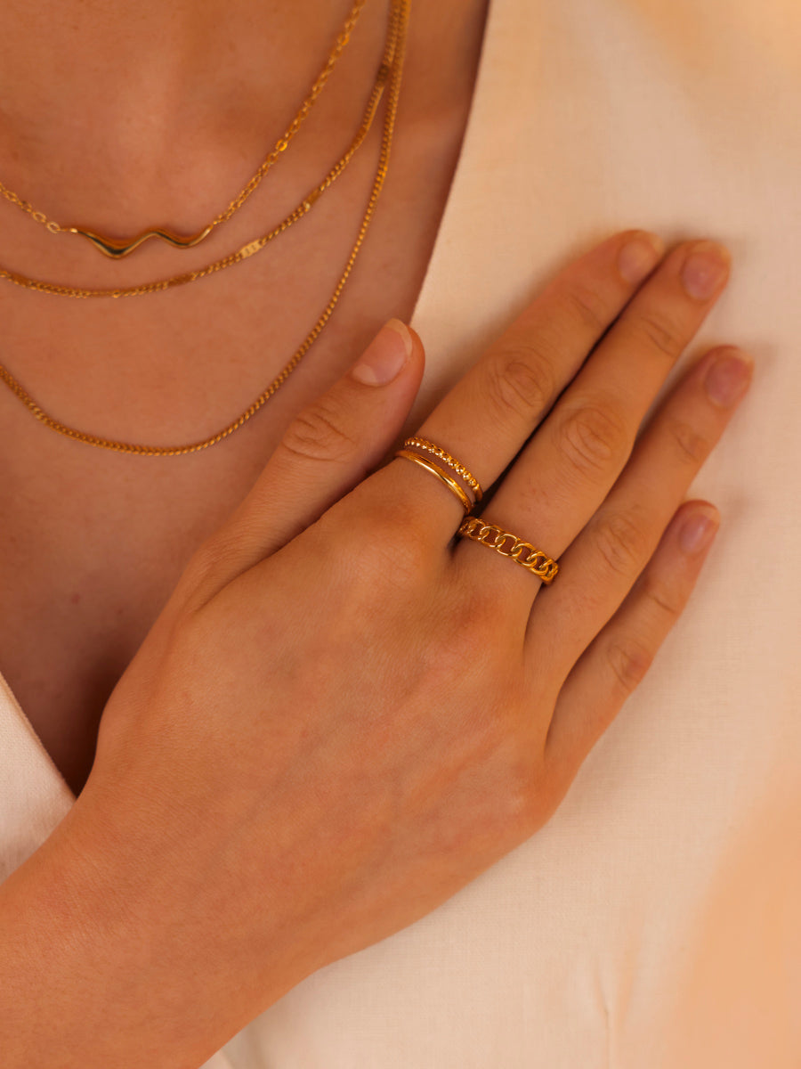 Anillo “Destello de Perlas” Ajustable – Disponible en Oro y Plata