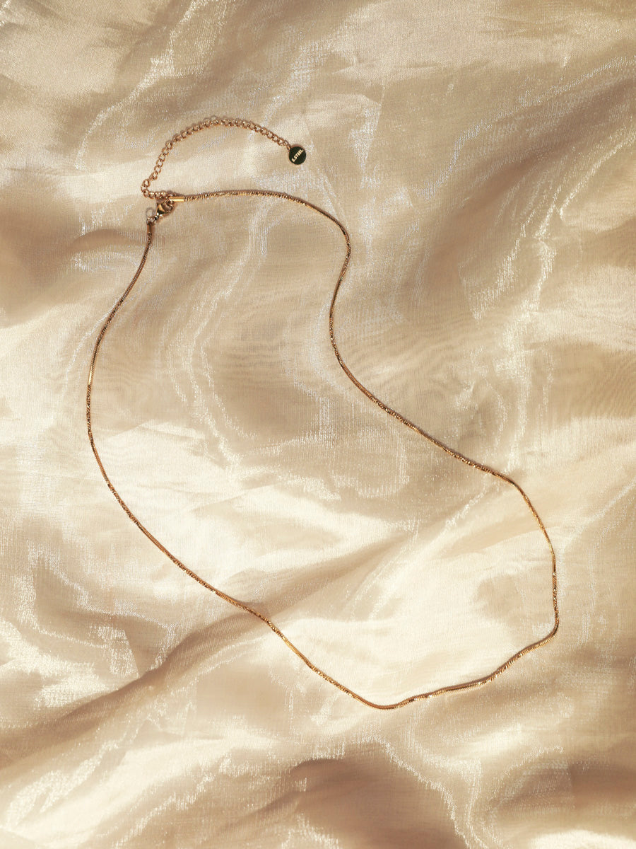 Cadena básica elegante