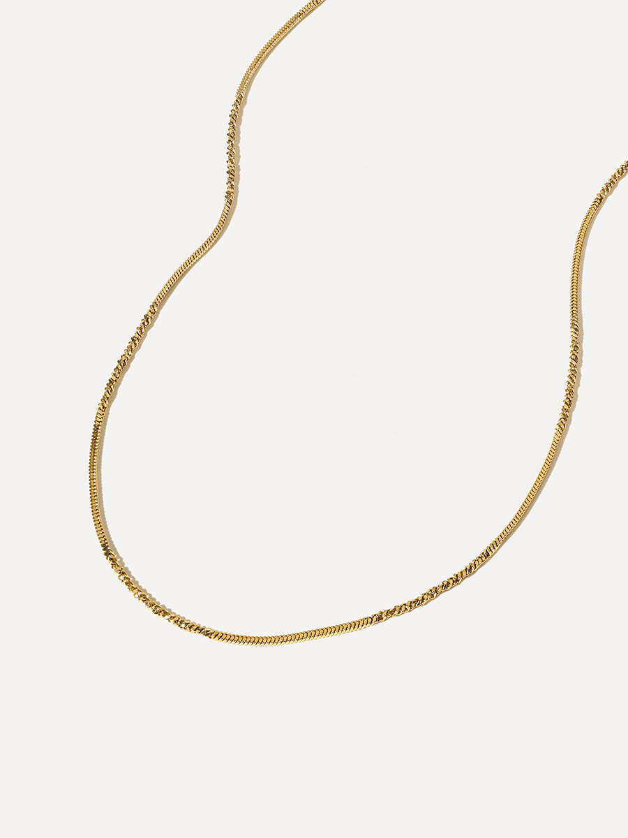 Cadena básica elegante